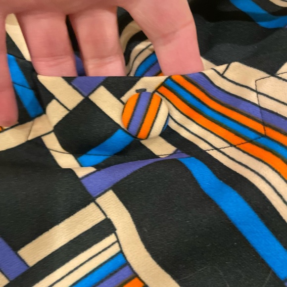 Fabulous vintage button down sleeveless top - Picture 9 of 10